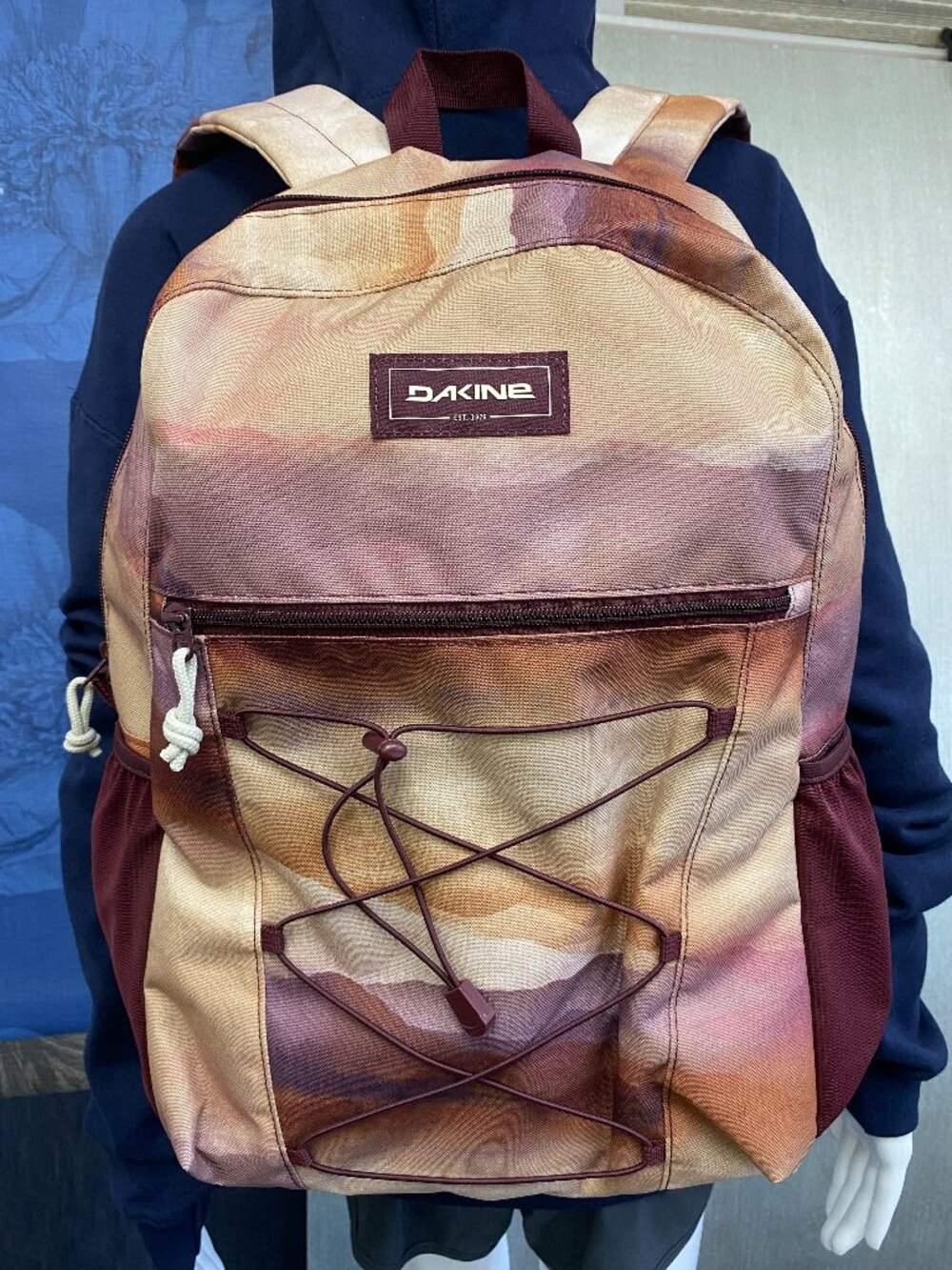 "BACK TO SCHOOL" DAKINE TARDY SLIP 25L BACKPACK SUNRISE CANYON